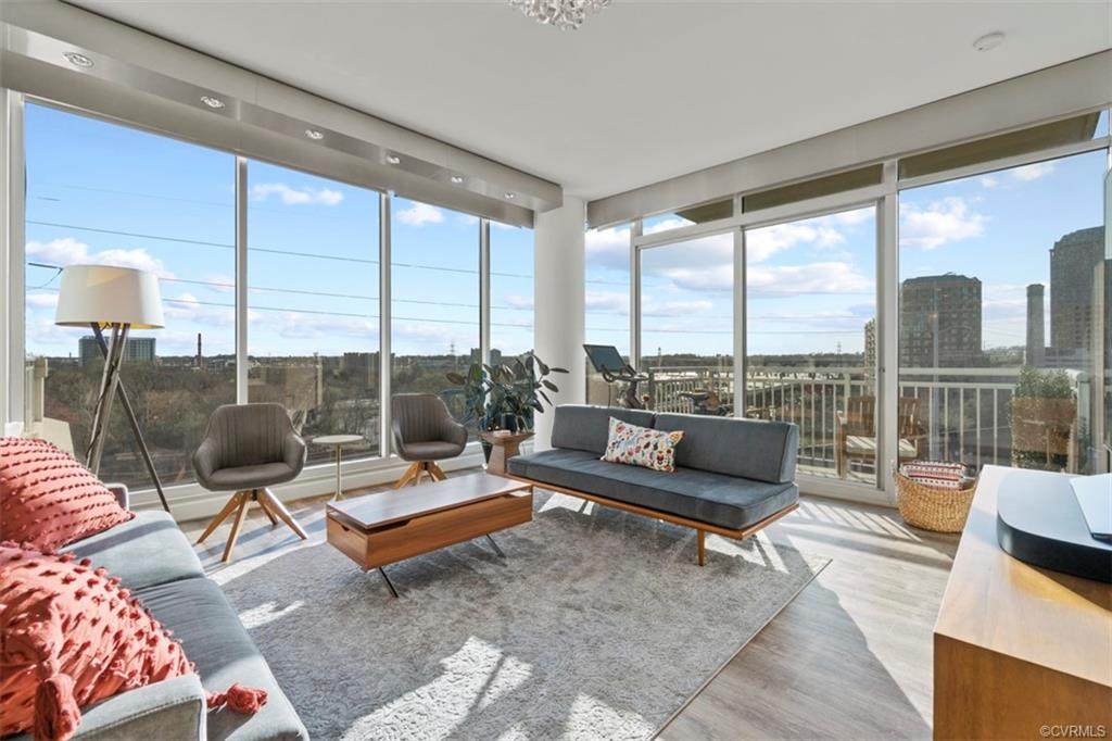 301 Virginia Street - Photo 1