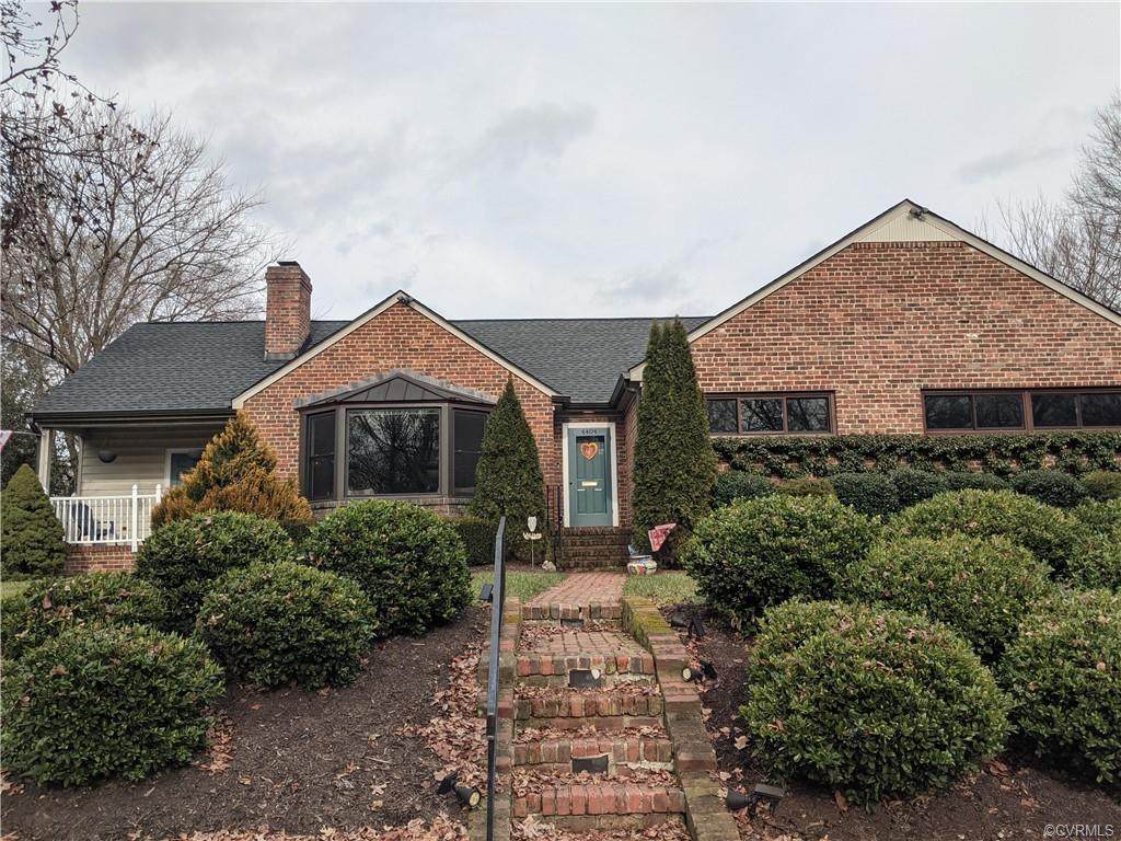 4404 Monument Avenue - Photo 1