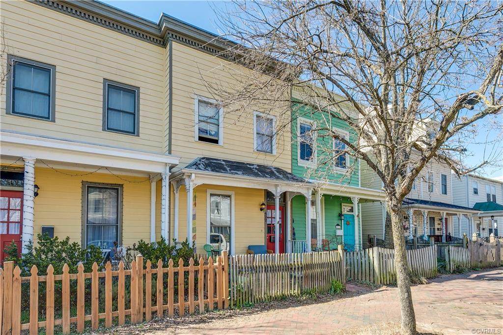 422 Laurel Street - Photo 1