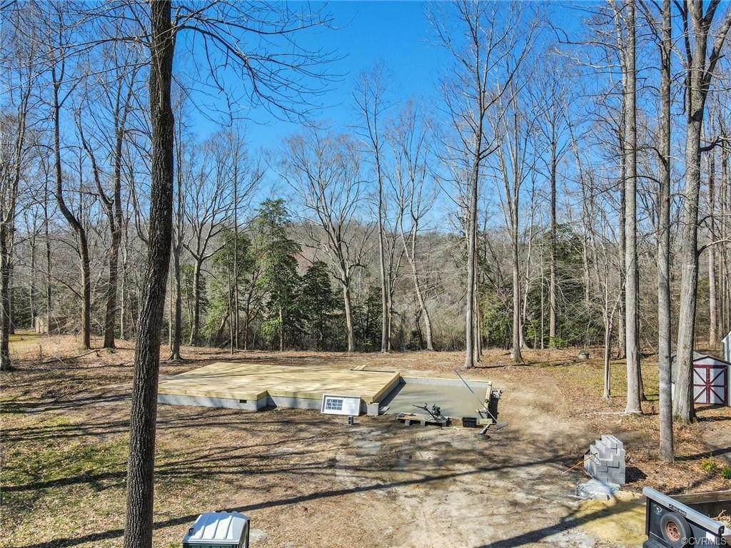 323 Windsor Road - Photo 1