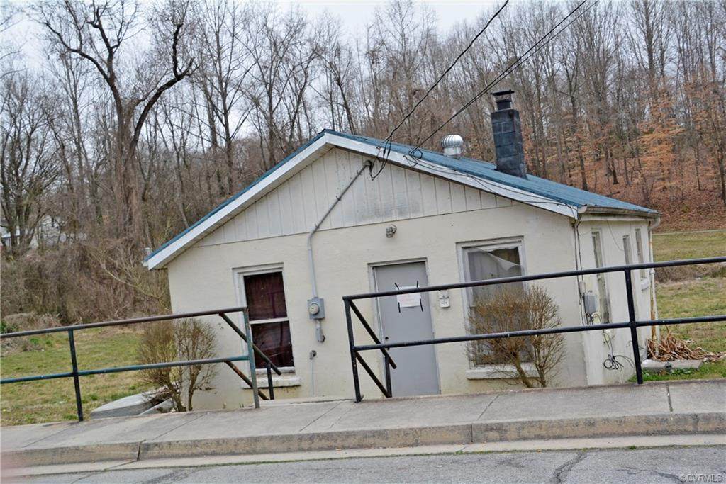 501 Virginia St - Photo 1