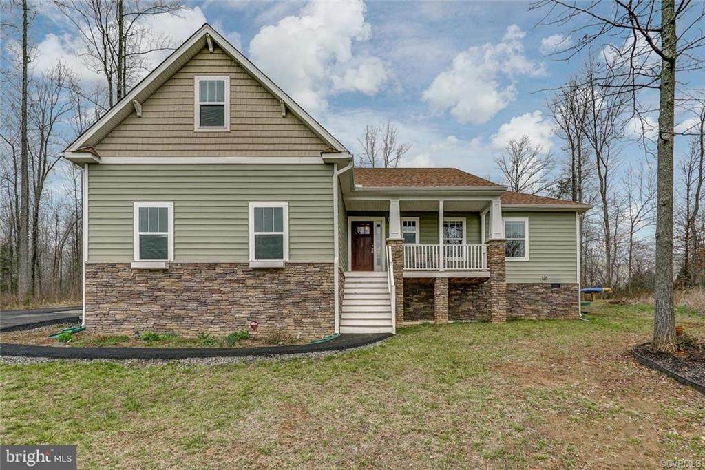 551 Fairview Drive - Photo 1