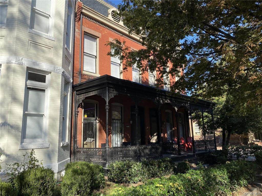 1102 Floyd Avenue - Photo 1