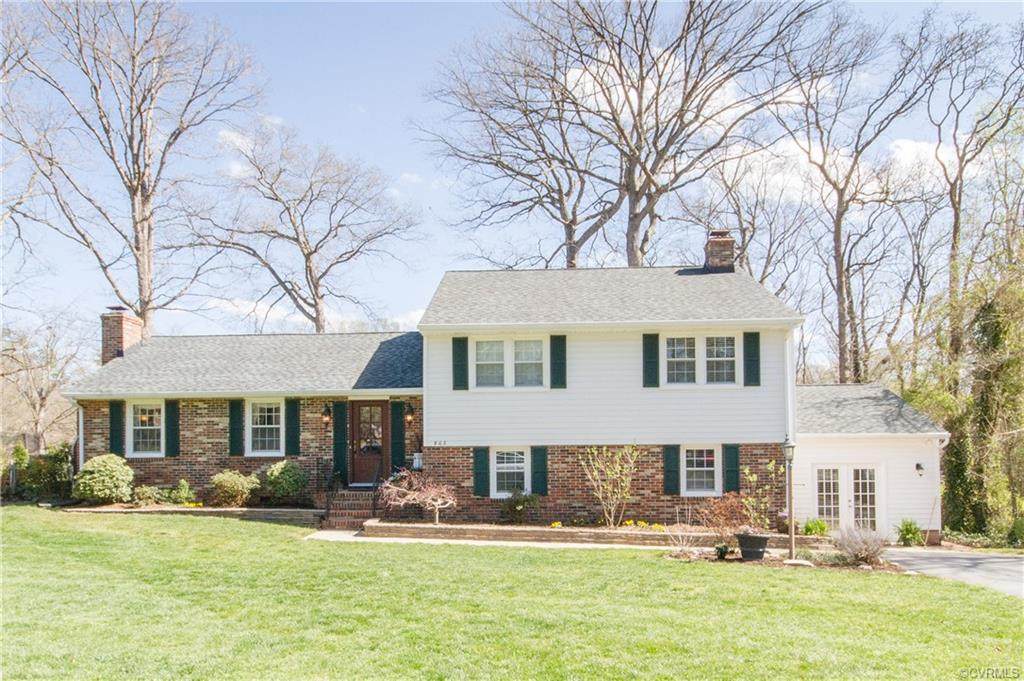 803 Lakewood Drive - Photo 1