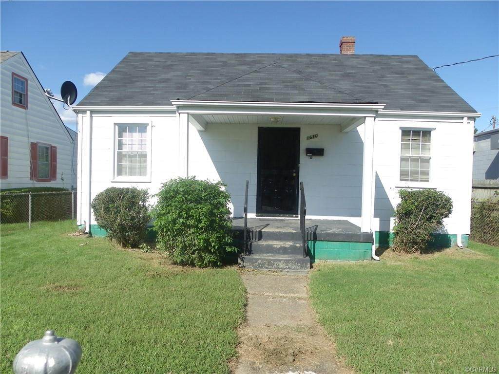 1610 30th Street - Photo 1