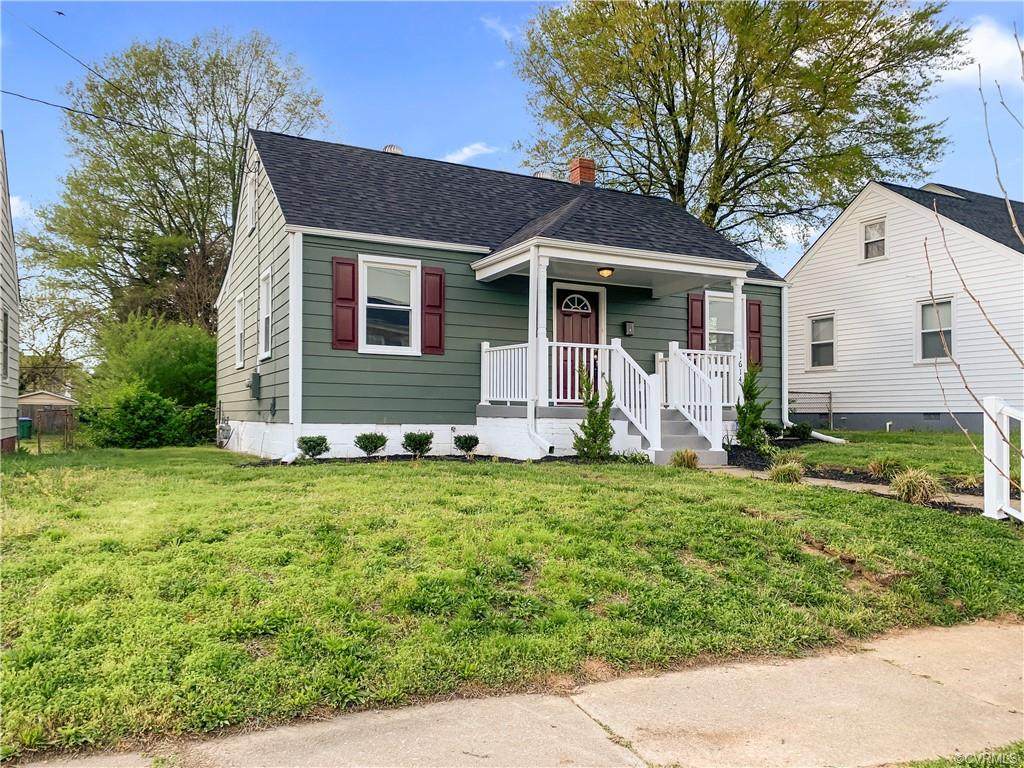 1614 31st Street - Photo 1