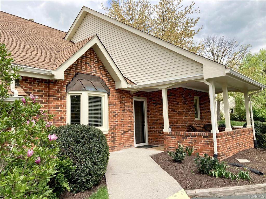 3101 Lake Terrace Court - Photo 1