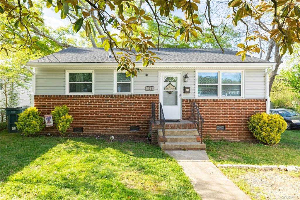 134 Oak Avenue - Photo 1