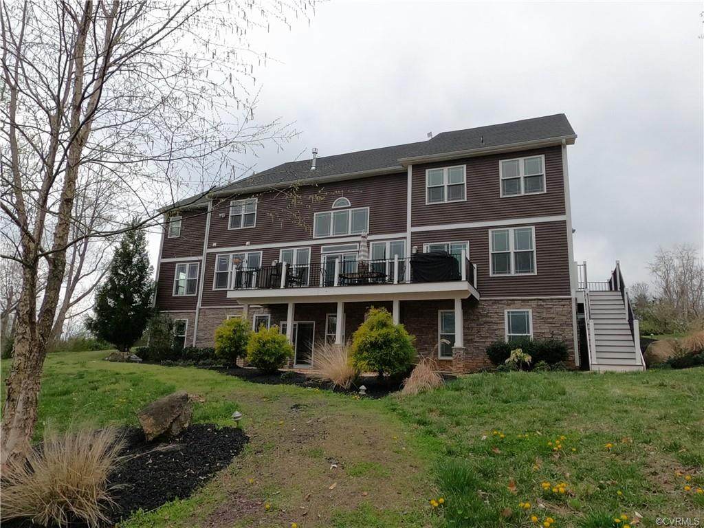 2647 Peach Grove Road - Photo 1
