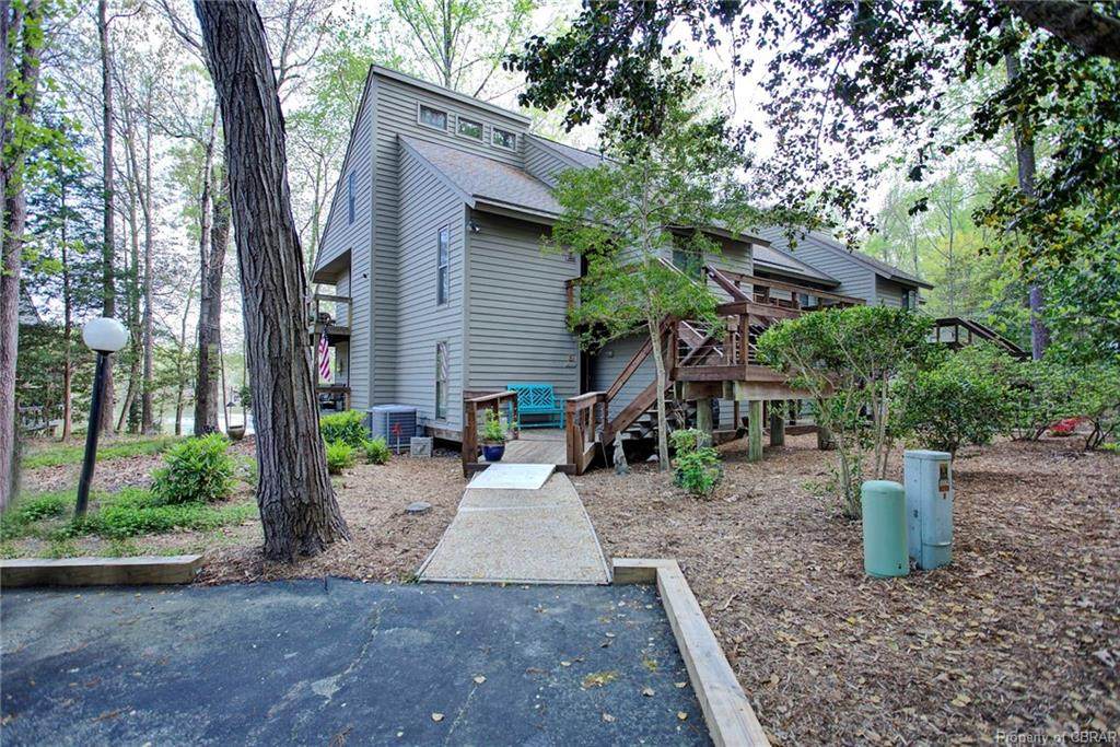 68 Villa Ridge Drive - Photo 1