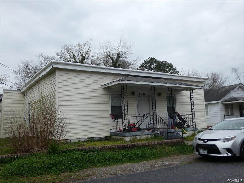 21607 Pannill Street - Photo 1