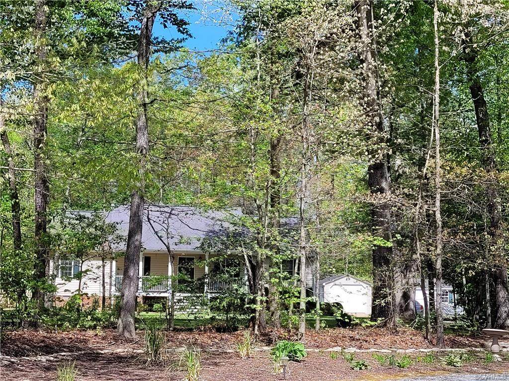 106 Cedar Crest Road - Photo 1