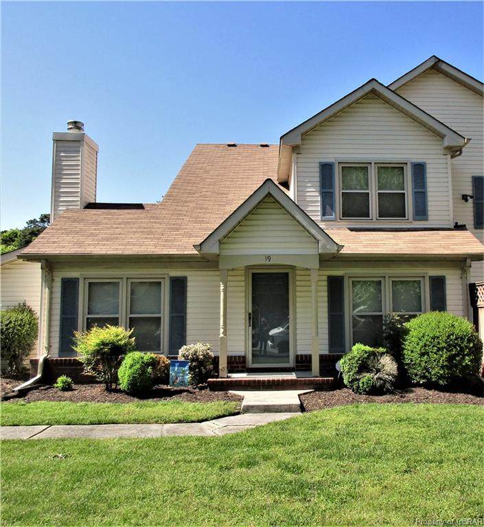 19 Ridge Wood Drive - Photo 1