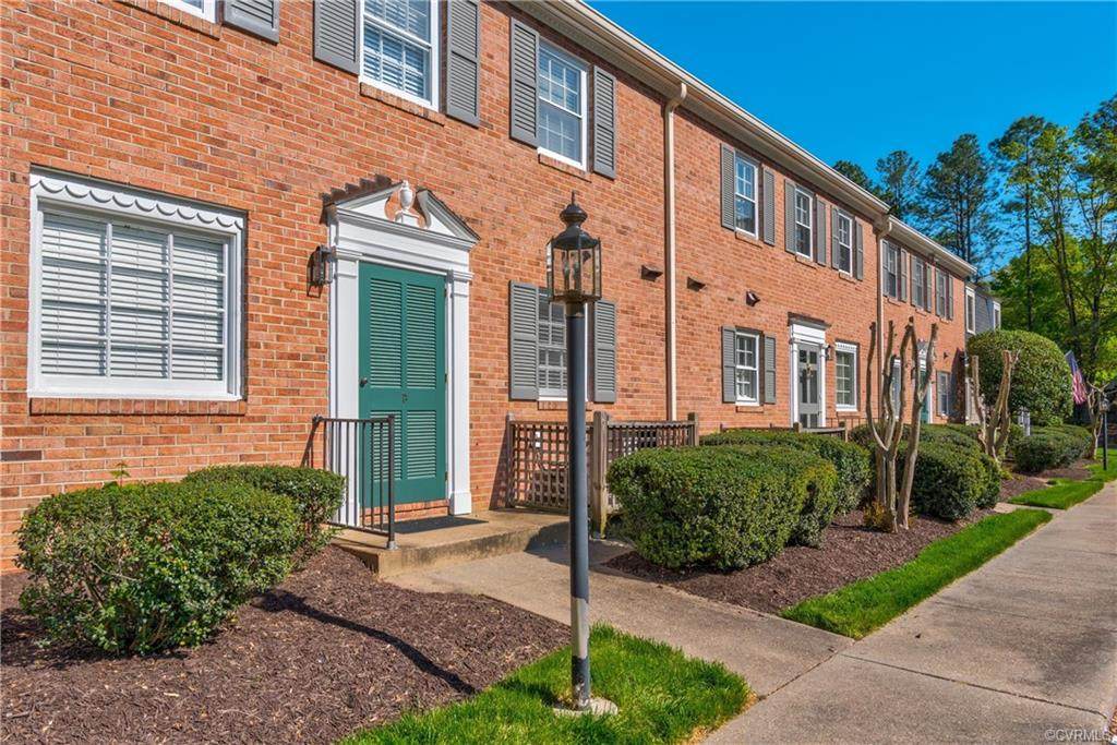 9135 Derbyshire Road - Photo 1