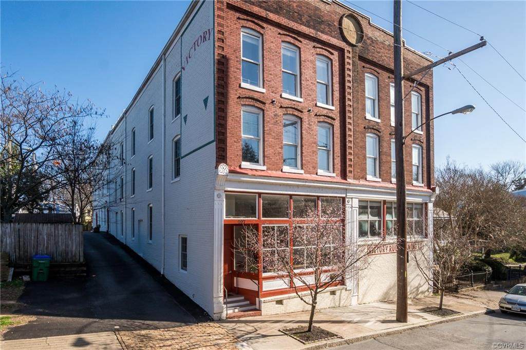 407 Cherry Street - Photo 1