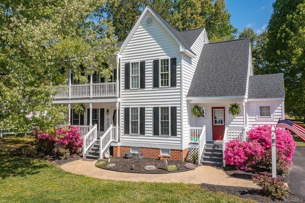 1718 Southcreek Drive - Photo 1