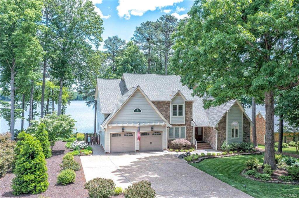 5406 Sunrise Bluff Court - Photo 1