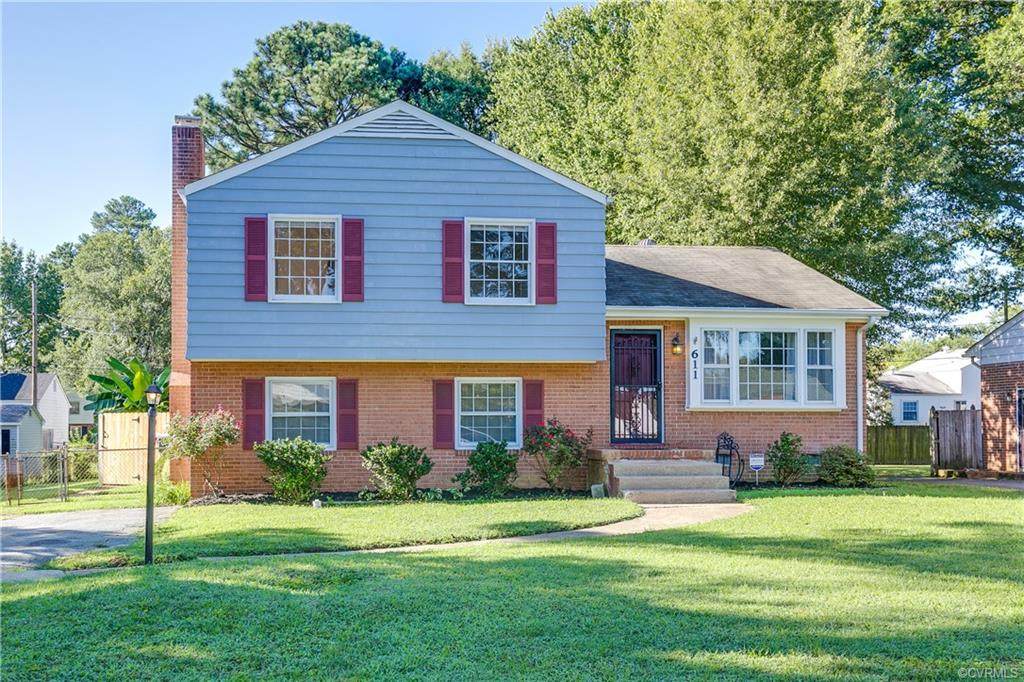 611 Willomett Avenue - Photo 1