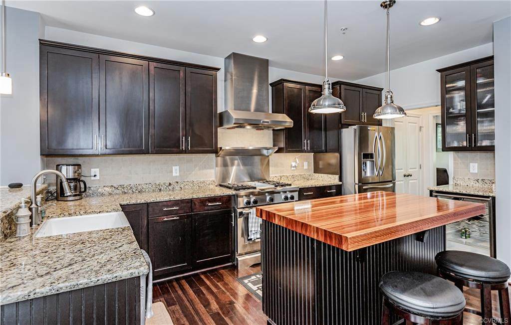 3805 Barnyard Trail - Photo 1
