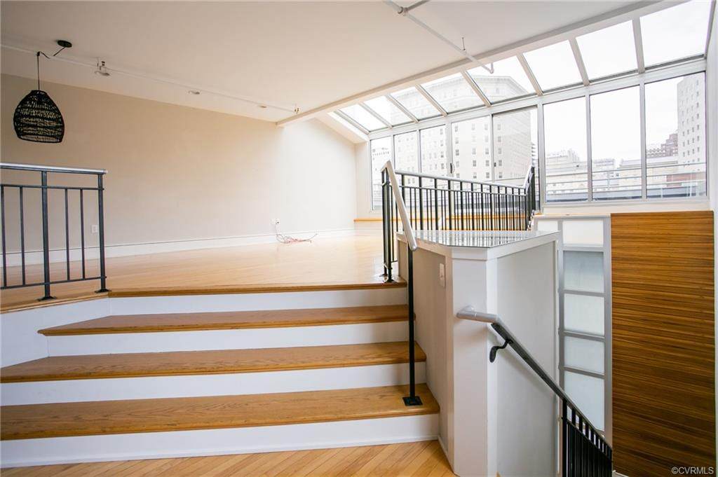 1205 Main Street - Photo 1