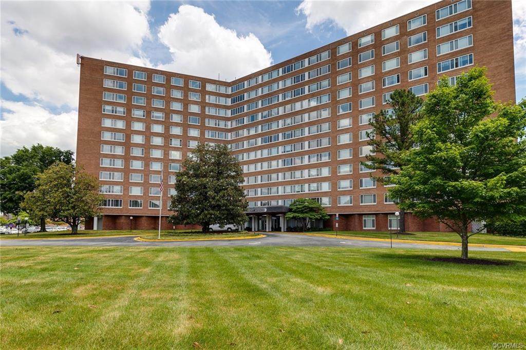 5100 Monument Avenue - Photo 1