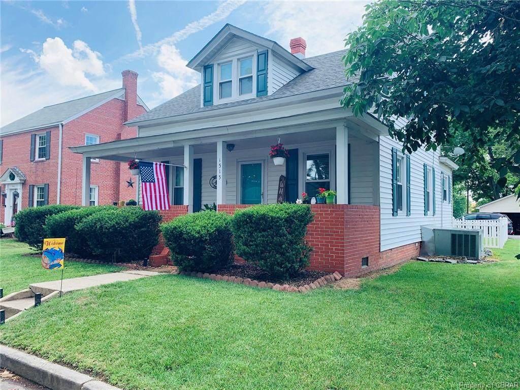 1515 Lee Street - Photo 1