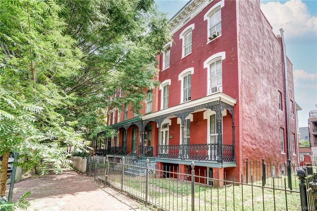 111 Clay Street - Photo 1