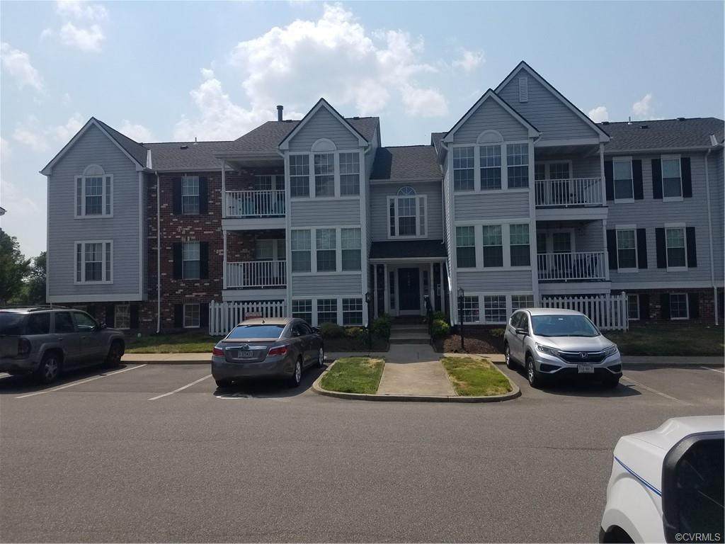 10209 Wolfe Manor Court - Photo 1