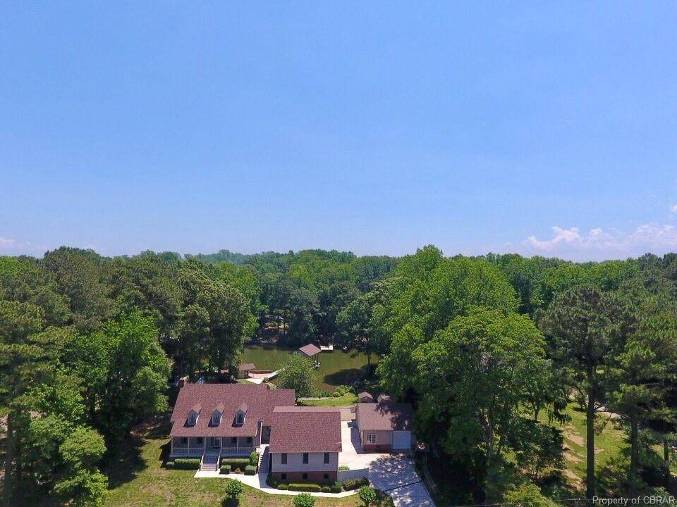310 Locksley Lane - Photo 1