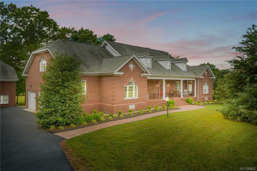 3023 Royal Virginia Parkway - Photo 1