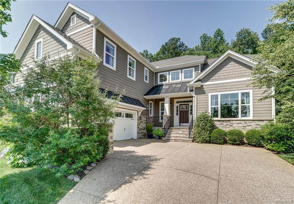 1530 Camberley Drive - Photo 1