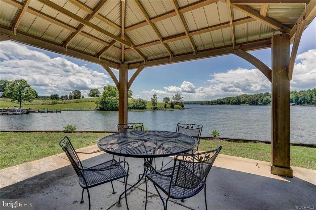 6211 Stubbs Bridge Road - Photo 1