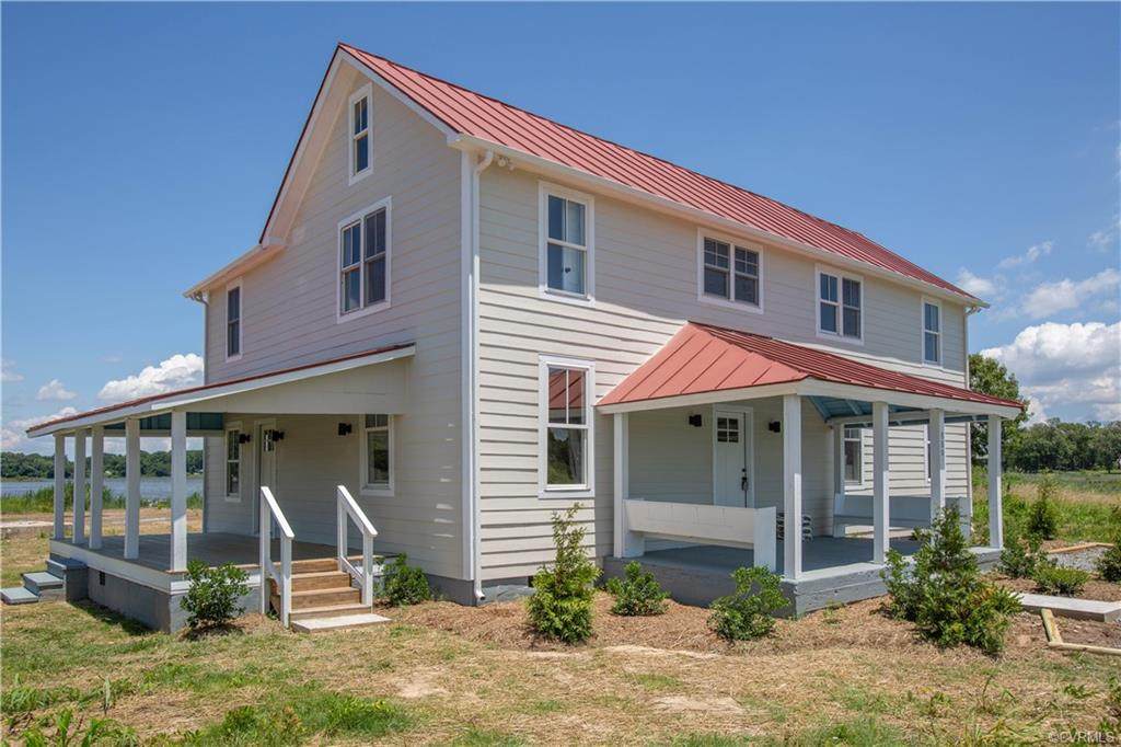 880 Beales Wharf Road - Photo 1