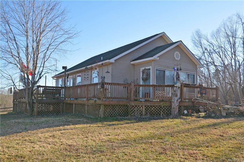 449 Fox Hollow - Photo 1