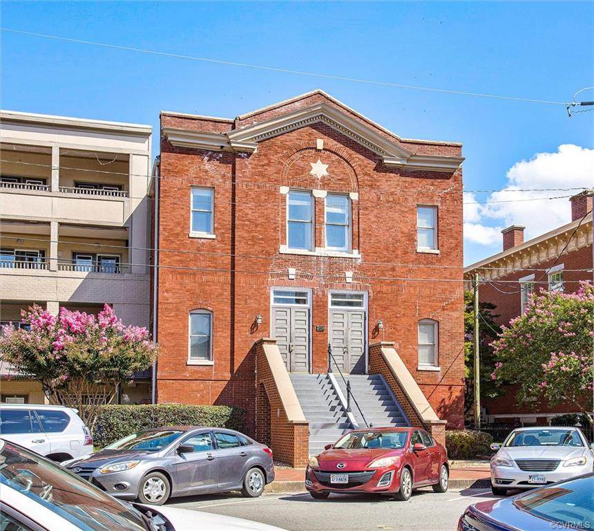 209 19th Street - Photo 1