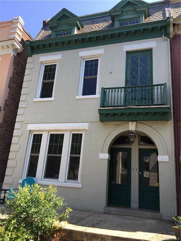 2320 Floyd Avenue - Photo 1
