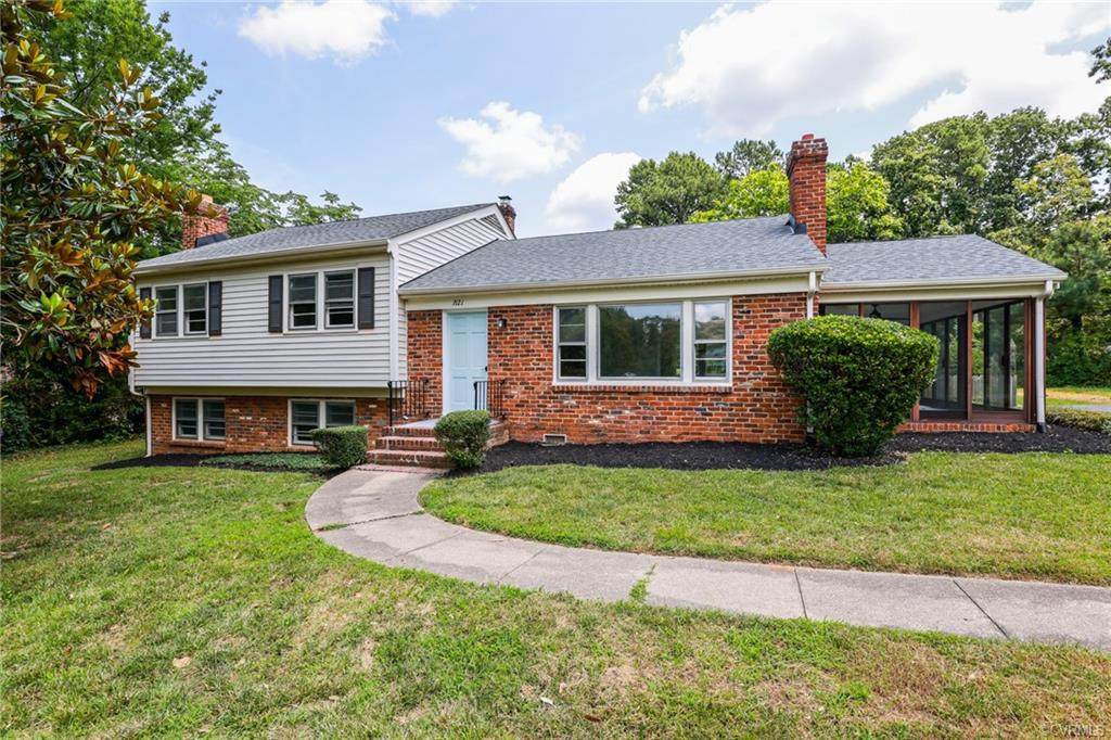3121 Westgate Drive - Photo 1