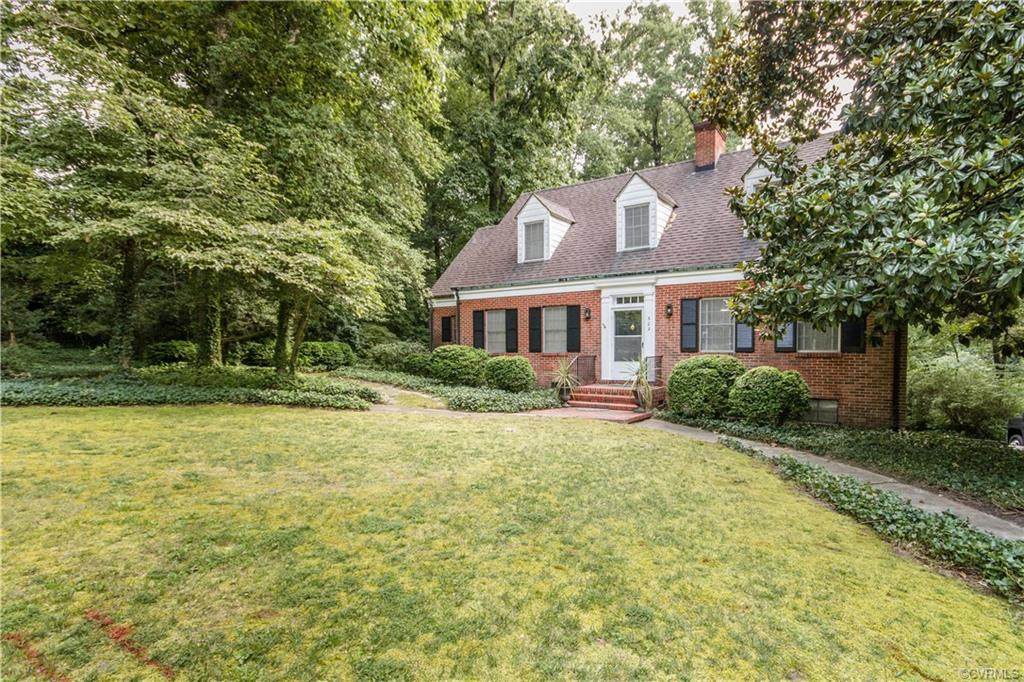 302 Mansion Drive - Photo 1