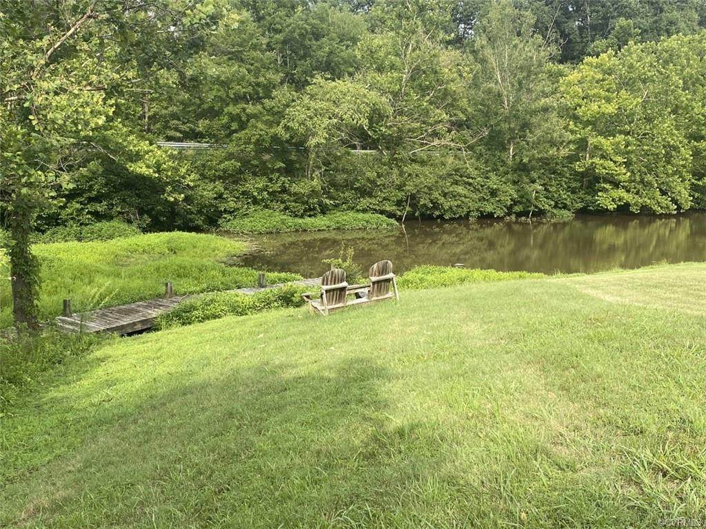 6907 Lakes Edge Way - Photo 1