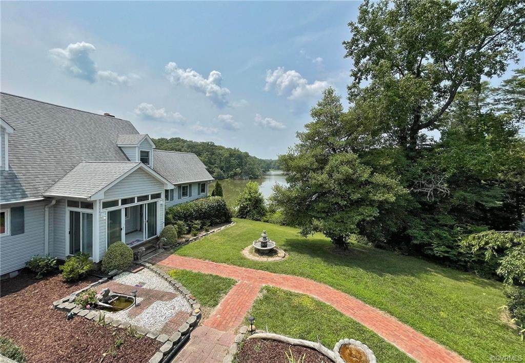 1554 Federal Farm Road - Photo 1