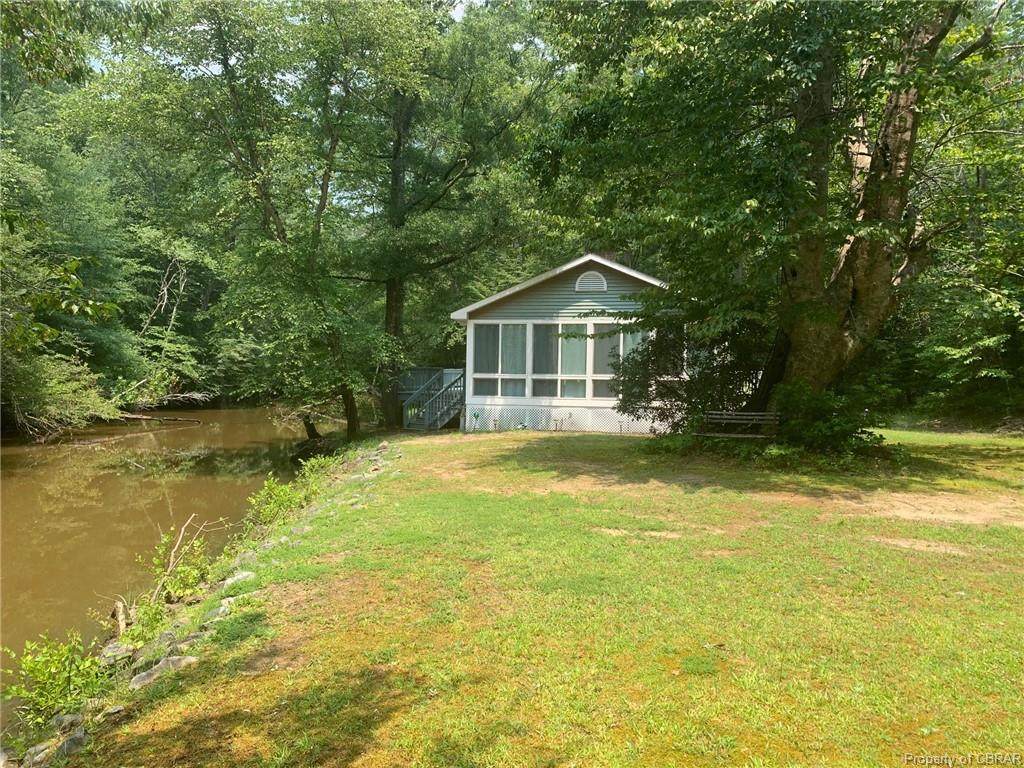 15613 George Washington Memorial Highway - Photo 1
