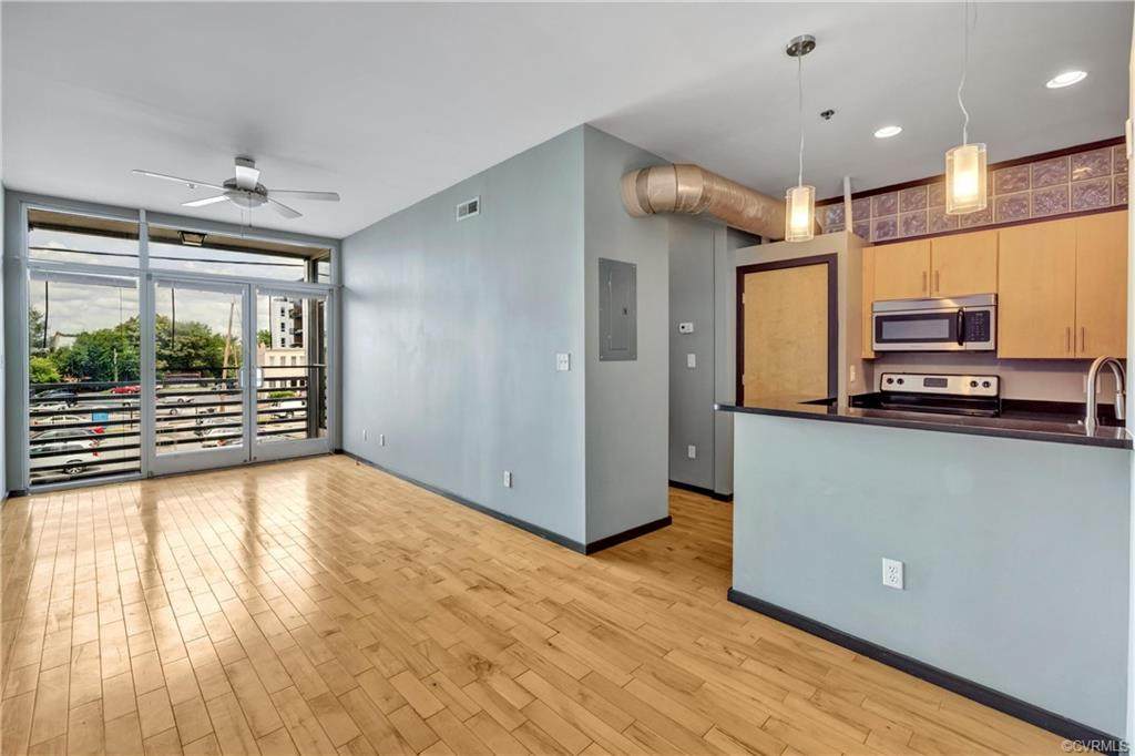 16 Broad Street - Photo 1