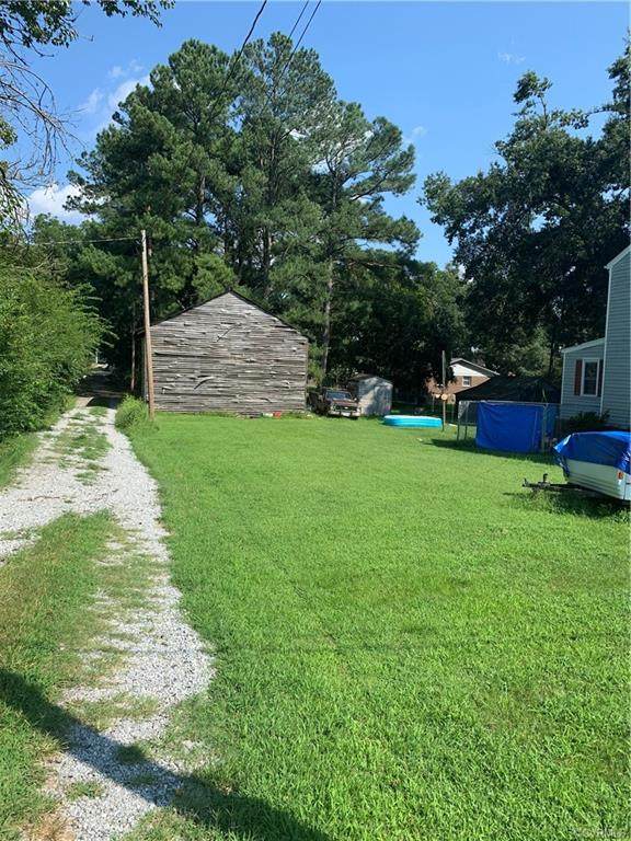 000 College Avenue - Photo 1