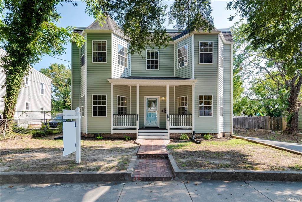 1501 Oakwood Avenue - Photo 1
