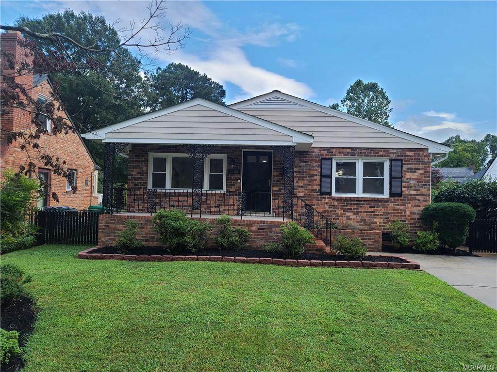2203 Wedgewood Avenue - Photo 1