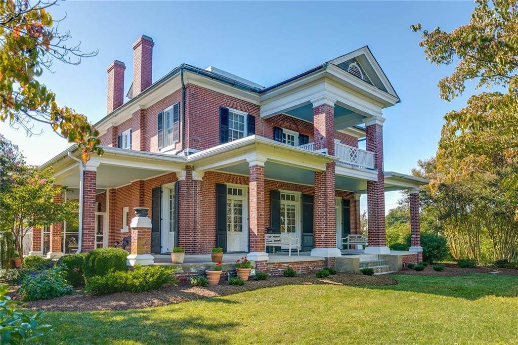 1100 Pecan Avenue - Photo 1