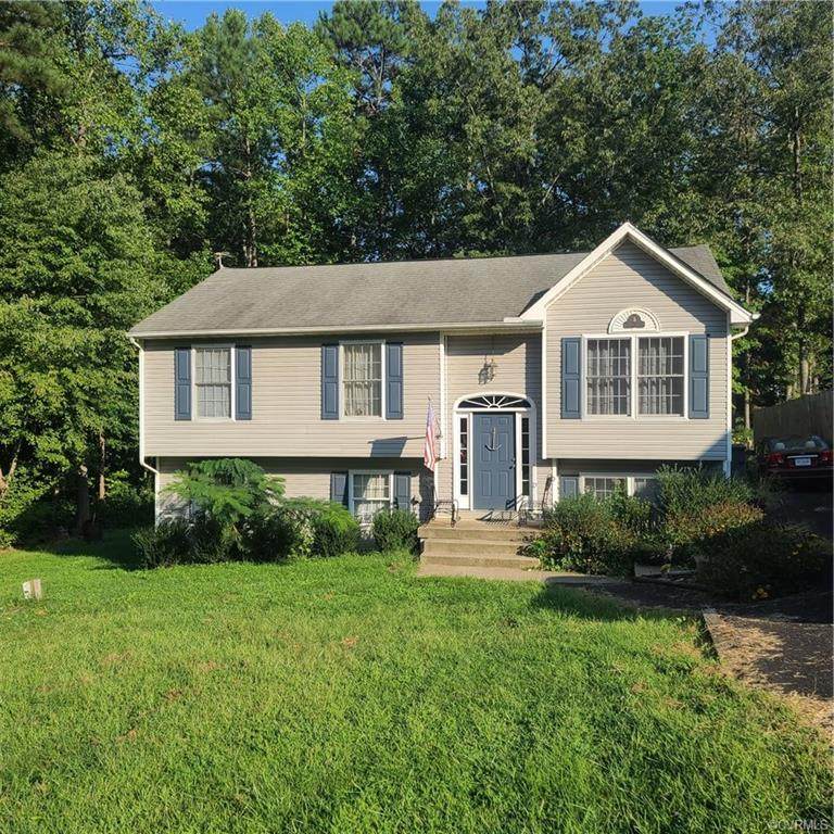 814 Lake Caroline Drive - Photo 1
