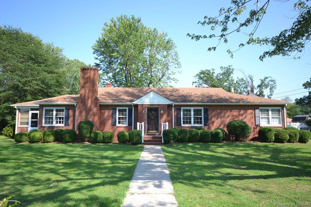 140 Morris Avenue - Photo 1
