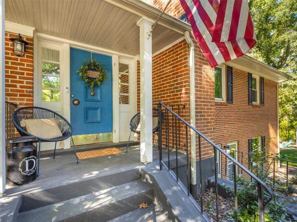 11756 Cliff Lawn Drive - Photo 1