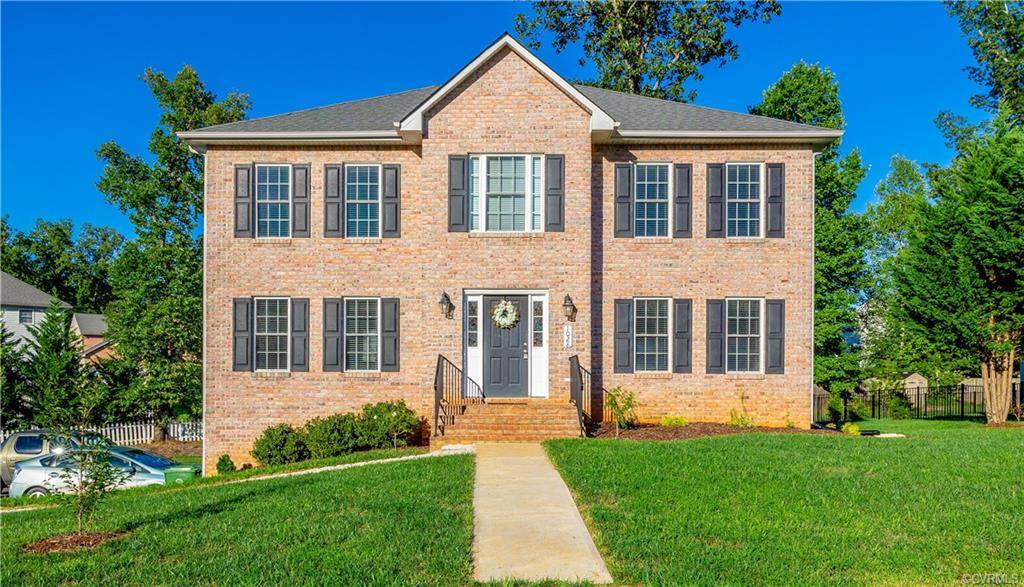 1028 Woods End Lane - Photo 1
